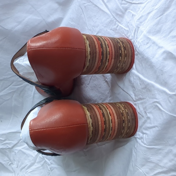 Fluevog Shoes Brown Leather Heels with Black Straps 9.0 - Picture 5 of 11